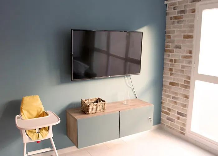 Appartamento Modern 1 Bed Apartment, Minutes From The *